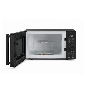 Microondas BGH QuickChef negro 23 litros